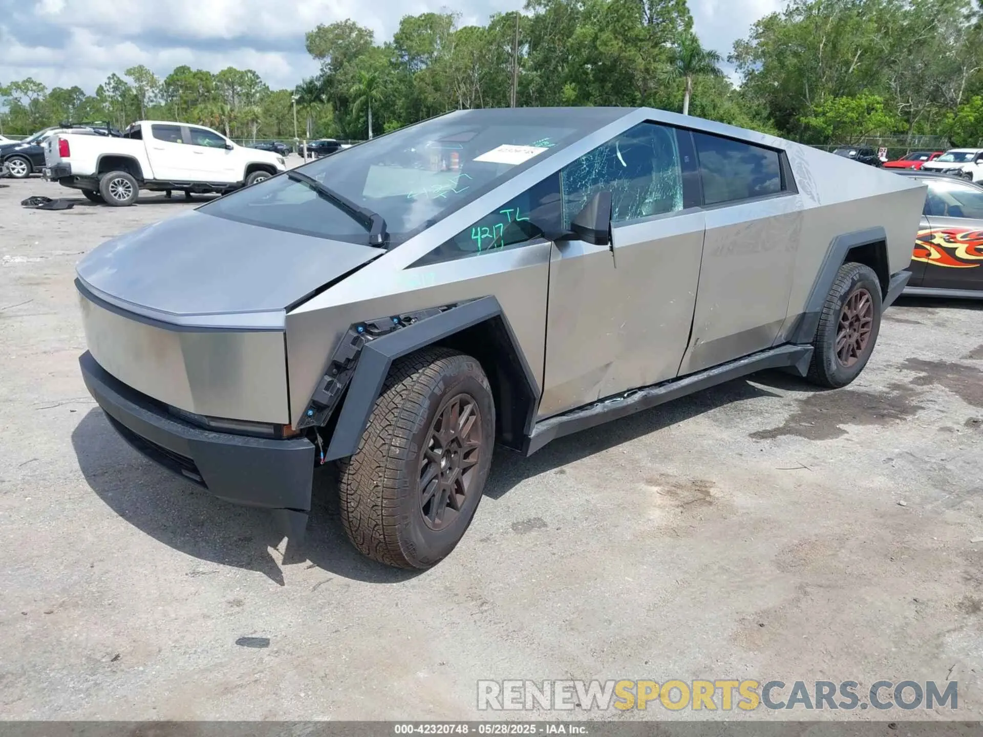 2 Photograph of a damaged car 7G2CEHED3RA050618 TESLA CYBERTRUCK 2024