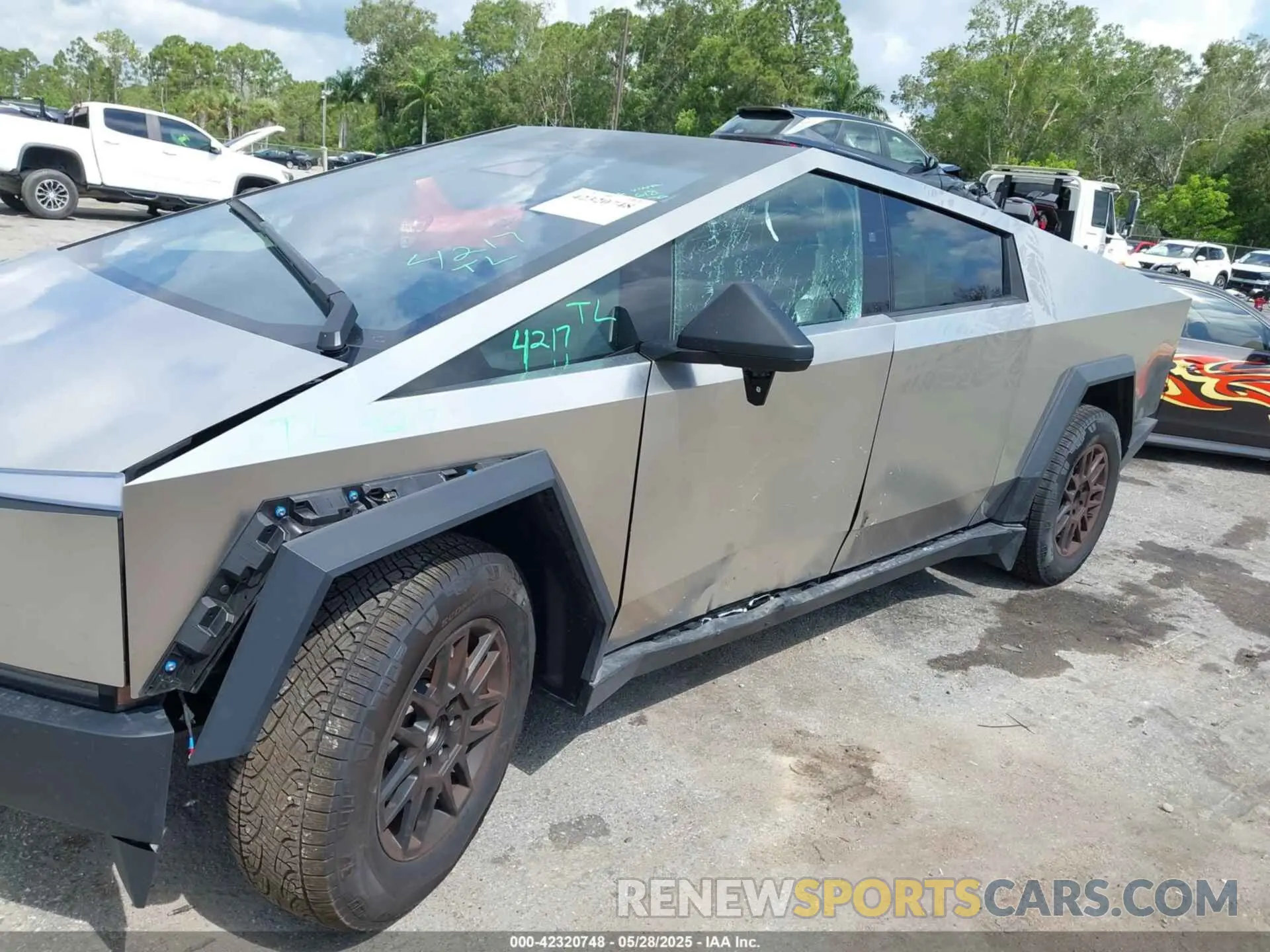 6 Photograph of a damaged car 7G2CEHED3RA050618 TESLA CYBERTRUCK 2024