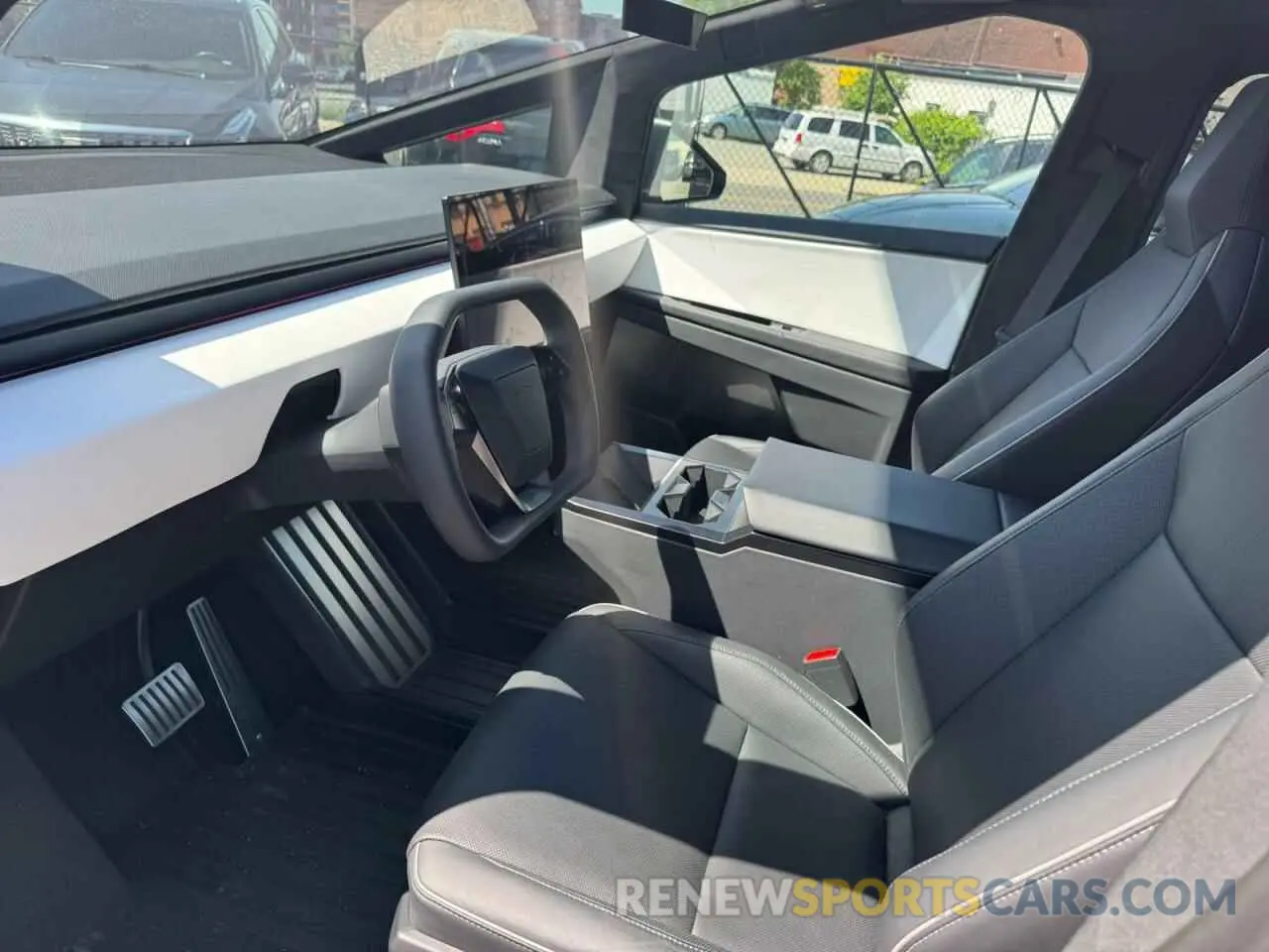 5 Photograph of a damaged car 7G2CEHED4RA007048 TESLA CYBERTRUCK 2024