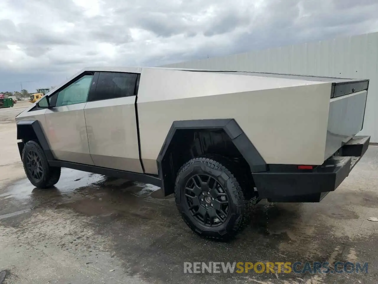 2 Photograph of a damaged car 7G2CEHED4RA013156 TESLA CYBERTRUCK 2024