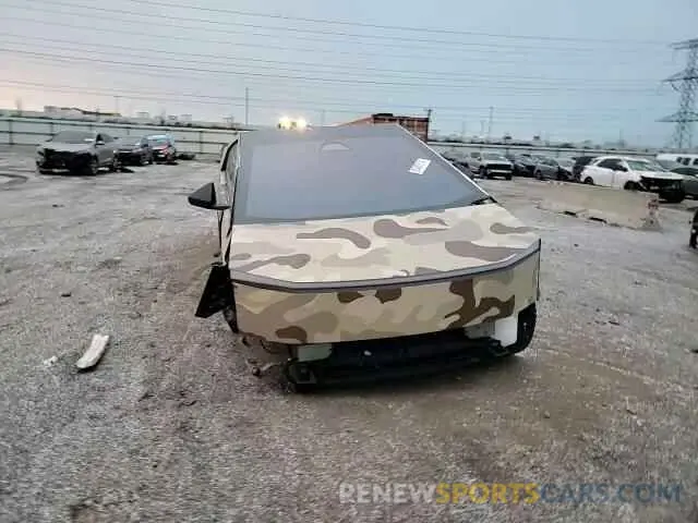 10 Photograph of a damaged car 7G2CEHED4RA022794 TESLA CYBERTRUCK 2024