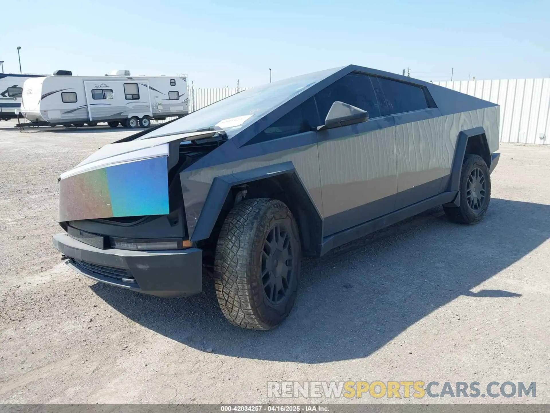 2 Photograph of a damaged car 7G2CEHED4RA024805 TESLA CYBERTRUCK 2024