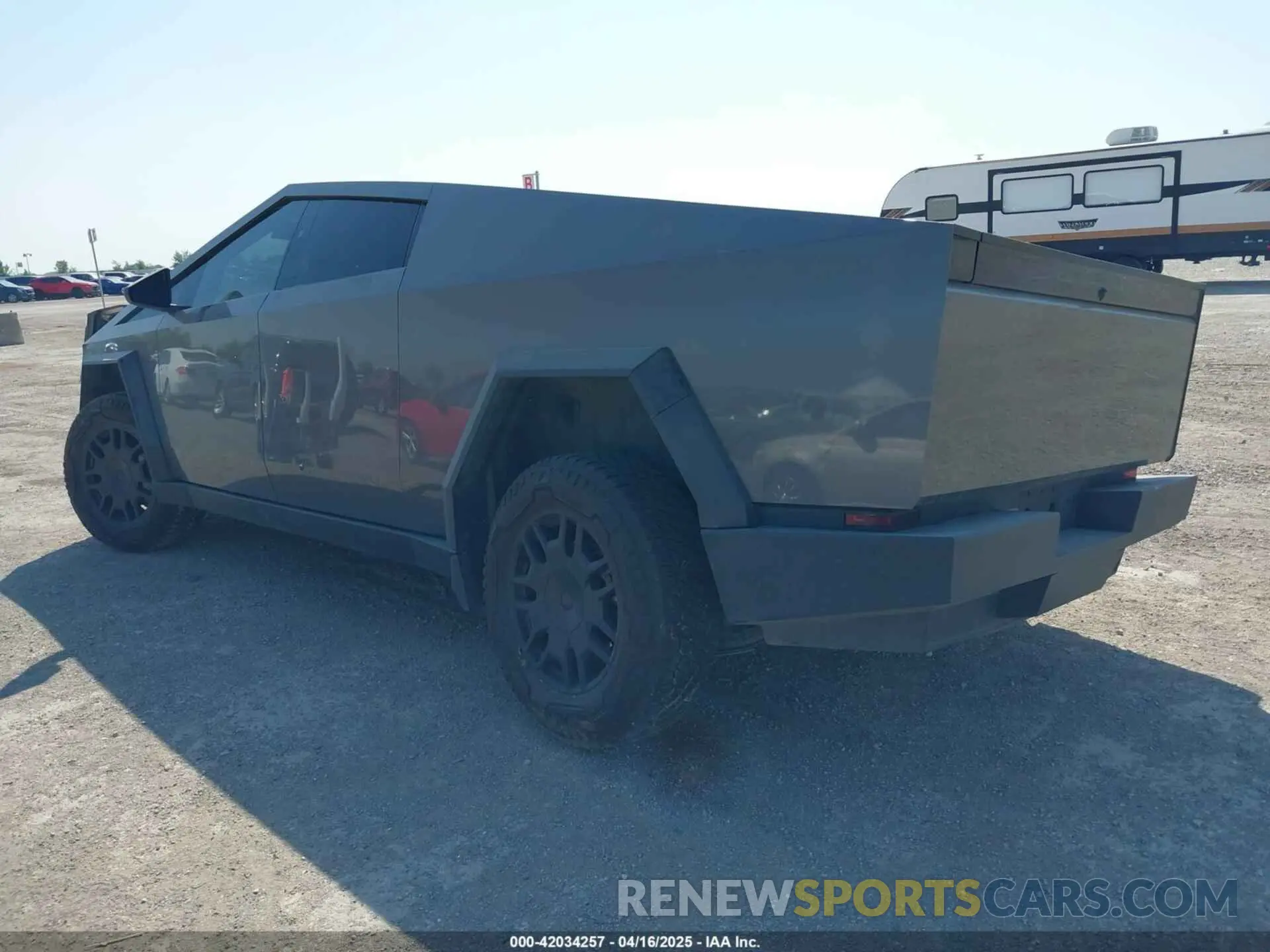 3 Photograph of a damaged car 7G2CEHED4RA024805 TESLA CYBERTRUCK 2024
