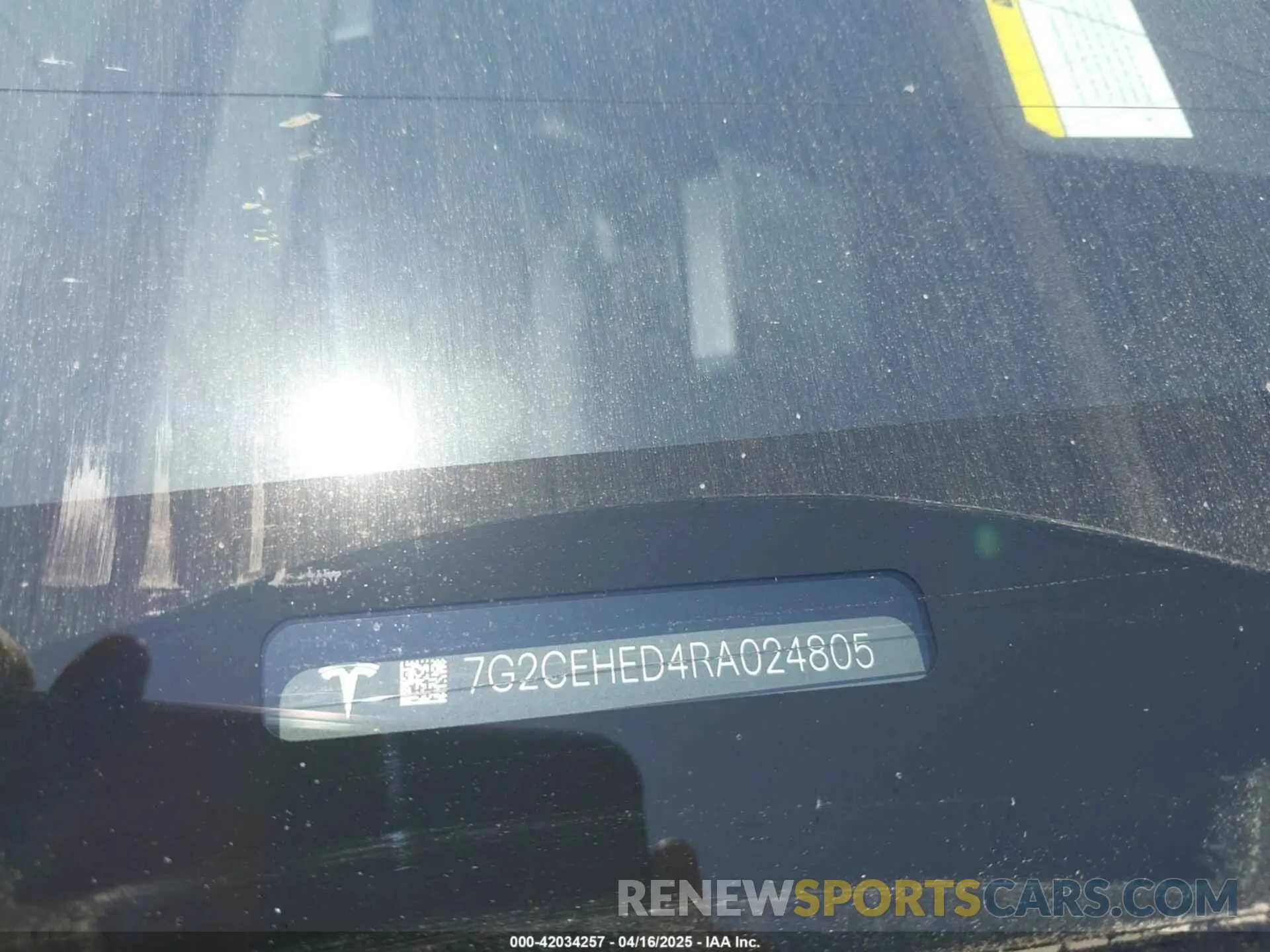 8 Photograph of a damaged car 7G2CEHED4RA024805 TESLA CYBERTRUCK 2024