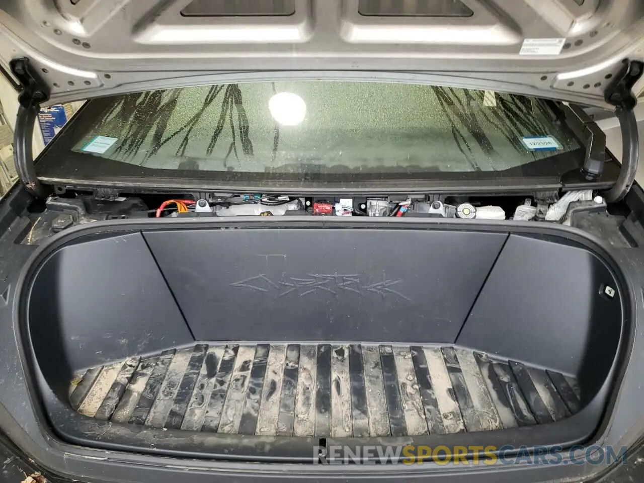 12 Photograph of a damaged car 7G2CEHED4RA039806 TESLA CYBERTRUCK 2024