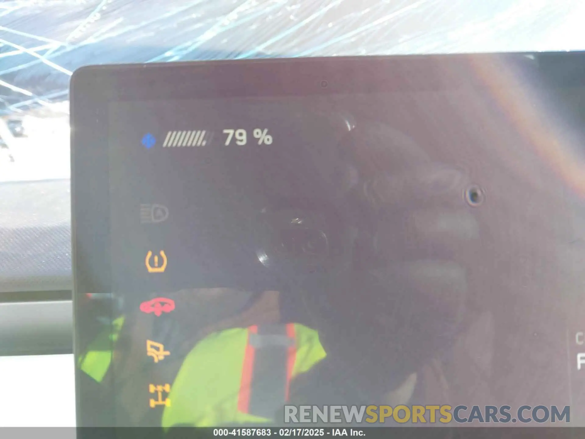 16 Photograph of a damaged car 7G2CEHED5RA015790 TESLA CYBERTRUCK 2024