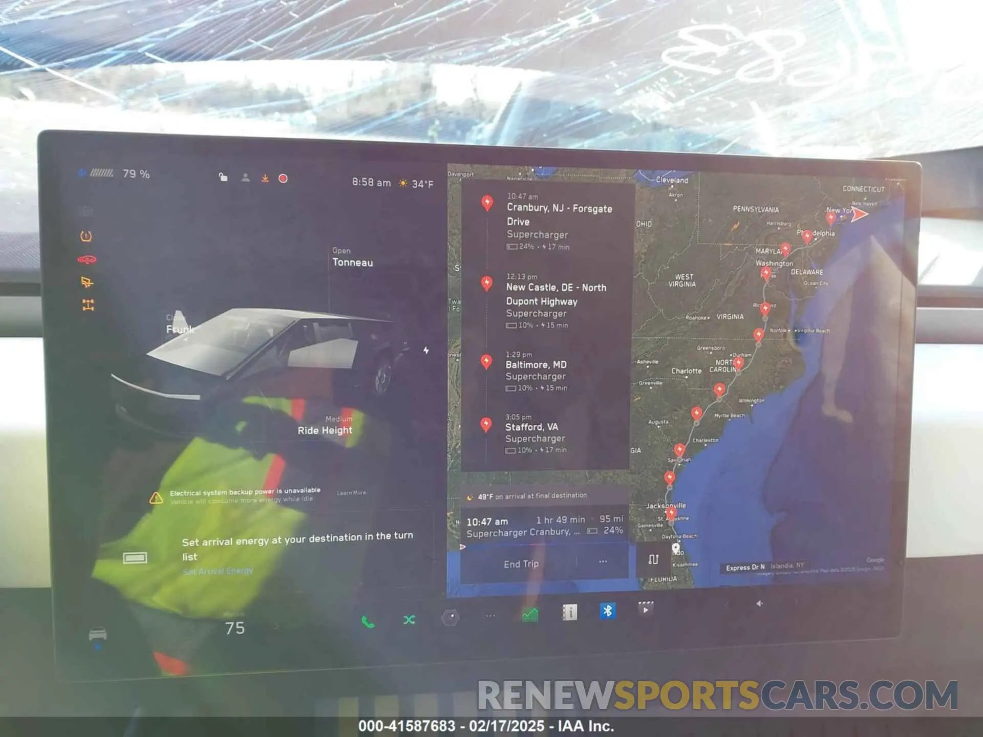 17 Photograph of a damaged car 7G2CEHED5RA015790 TESLA CYBERTRUCK 2024