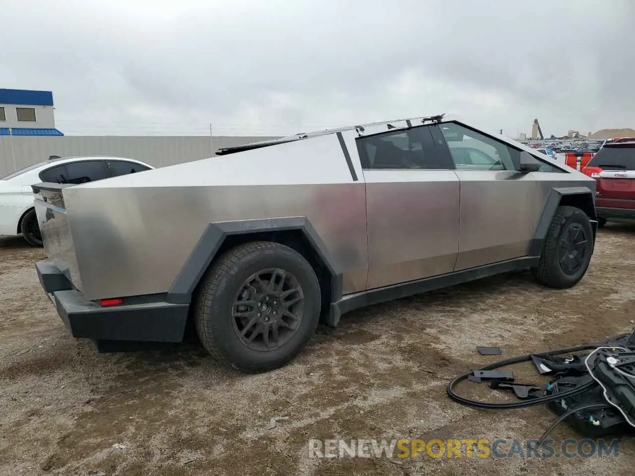 3 Photograph of a damaged car 7G2CEHED5RA050278 TESLA CYBERTRUCK 2024