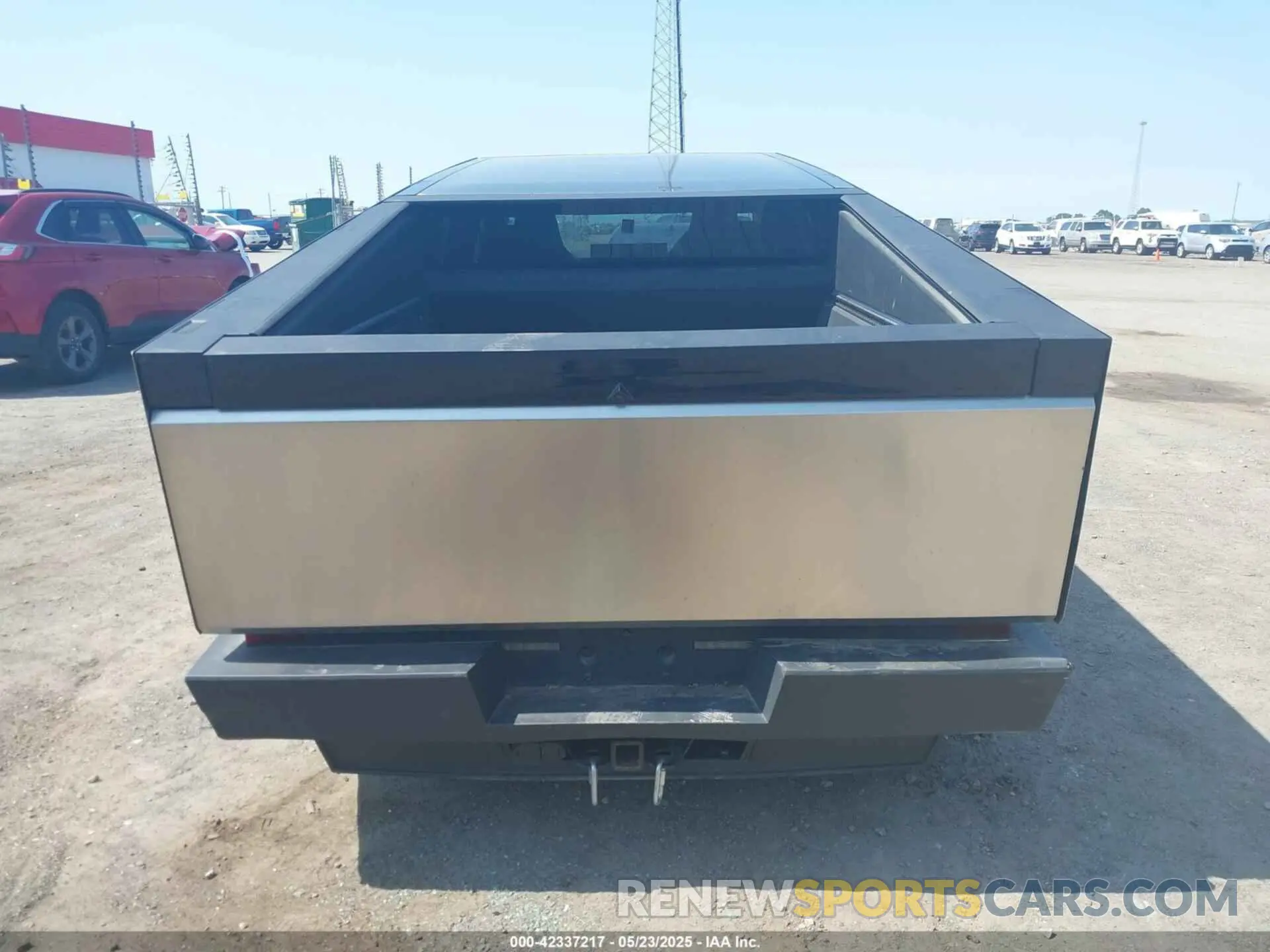 15 Photograph of a damaged car 7G2CEHED5RA053763 TESLA CYBERTRUCK 2024