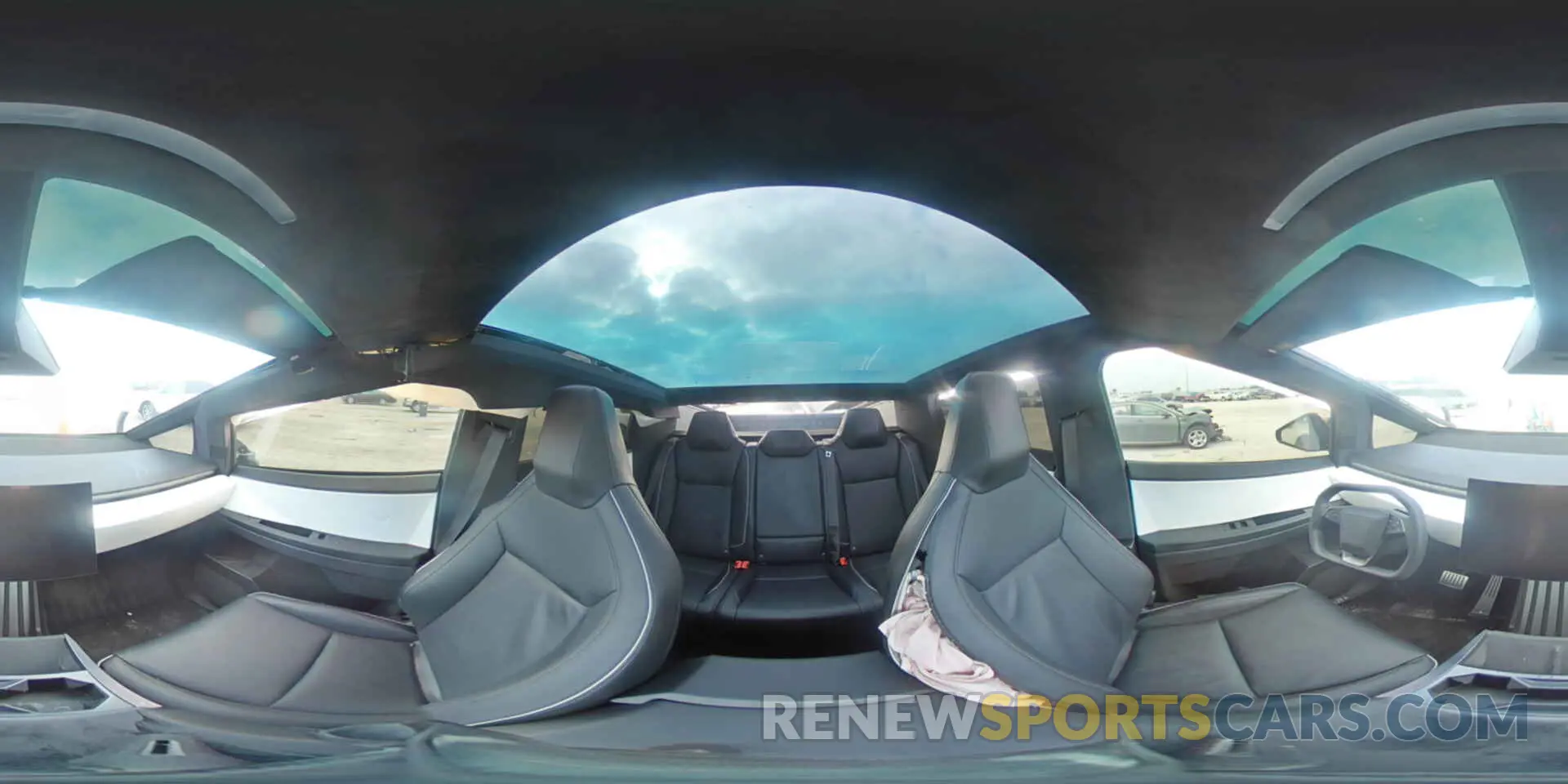 14 Photograph of a damaged car 7G2CEHED6RA001607 TESLA CYBERTRUCK 2024