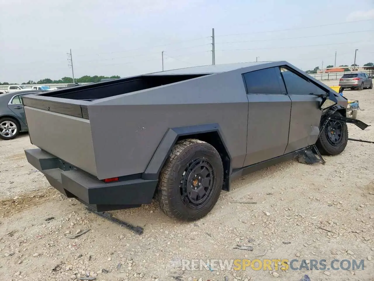 3 Photograph of a damaged car 7G2CEHED6RA001607 TESLA CYBERTRUCK 2024