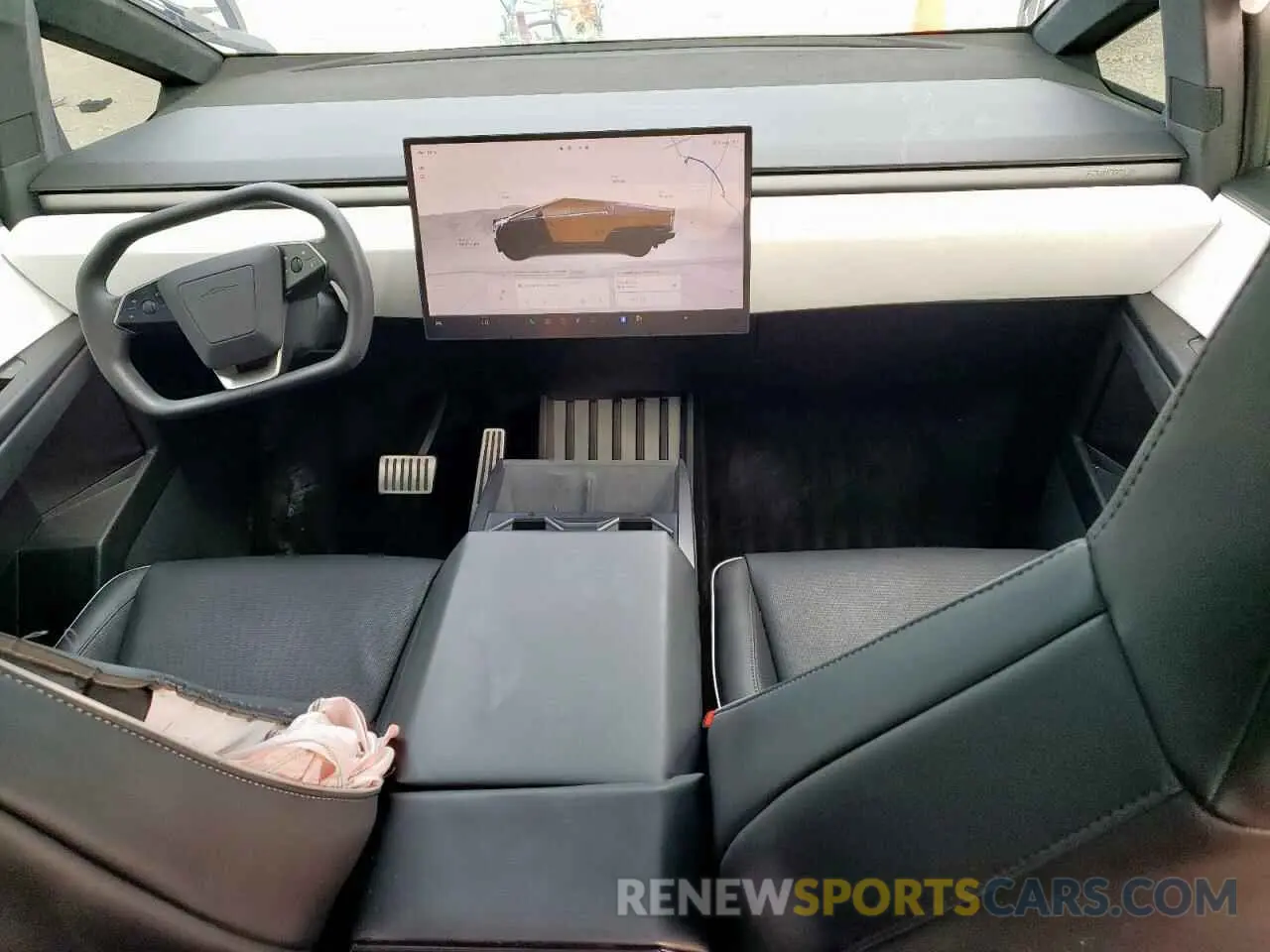 8 Photograph of a damaged car 7G2CEHED6RA001607 TESLA CYBERTRUCK 2024