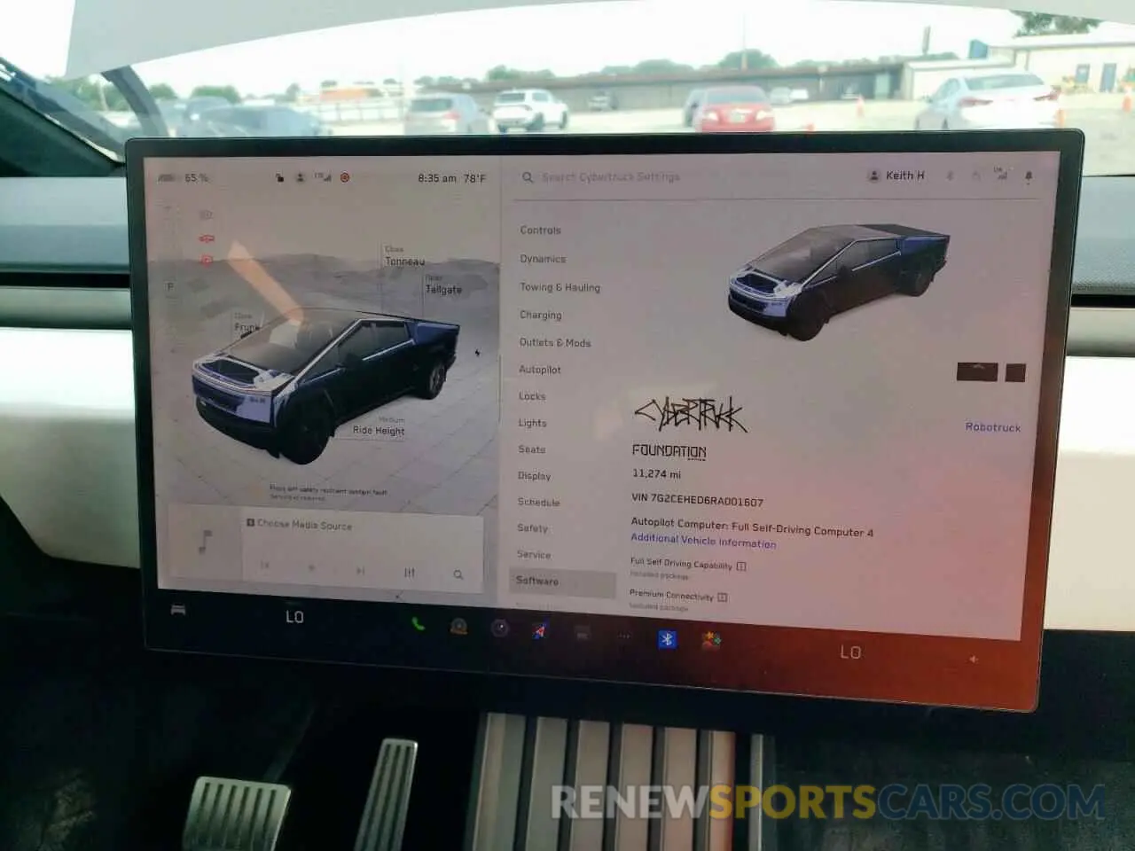 9 Photograph of a damaged car 7G2CEHED6RA001607 TESLA CYBERTRUCK 2024