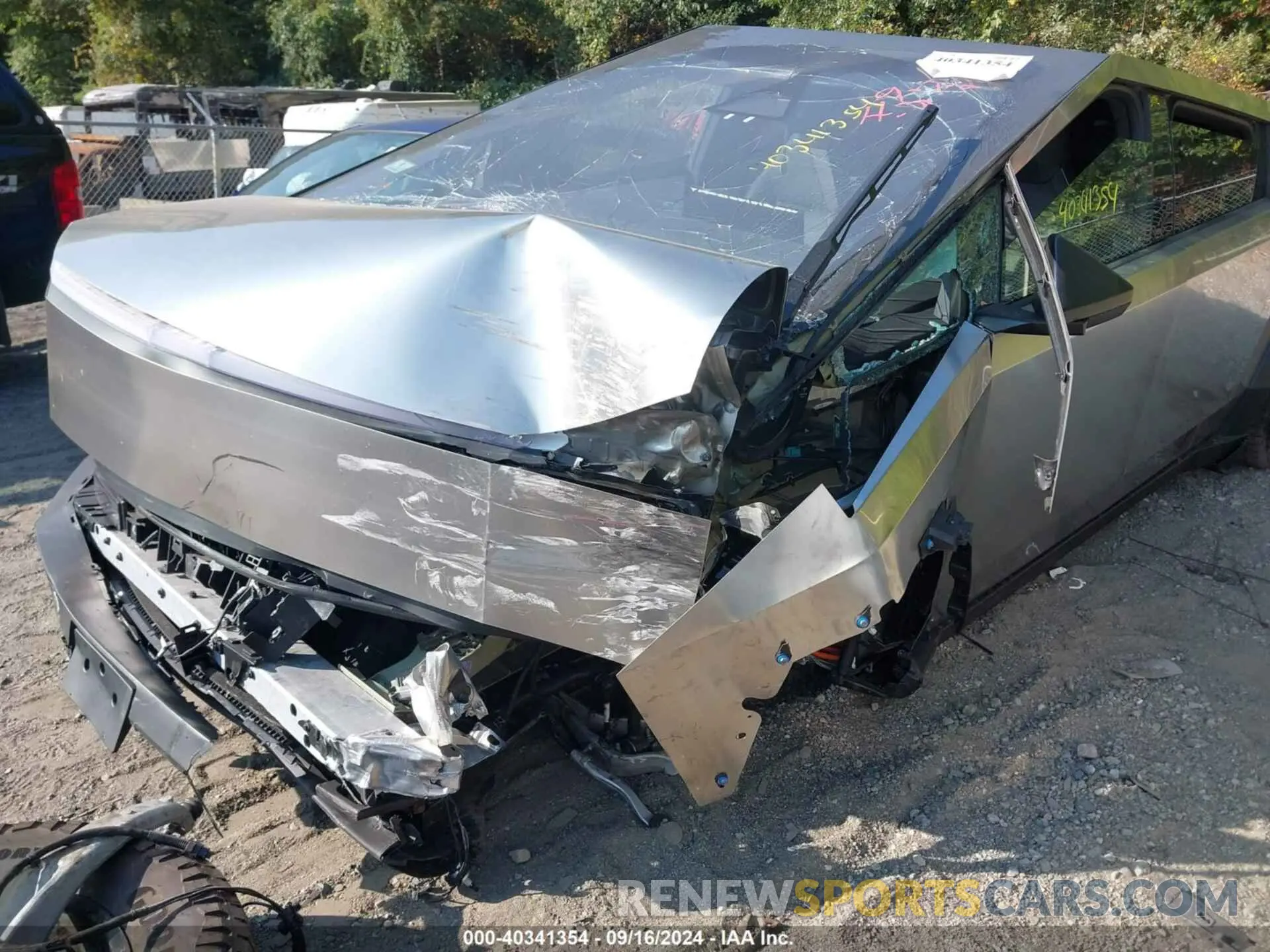 6 Photograph of a damaged car 7G2CEHED6RA005124 TESLA CYBERTRUCK 2024
