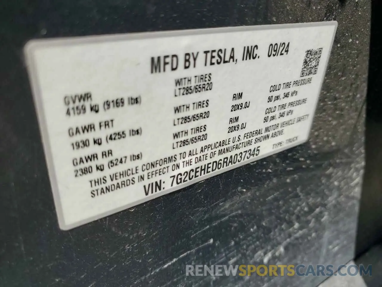 14 Photograph of a damaged car 7G2CEHED6RA037345 TESLA CYBERTRUCK 2024