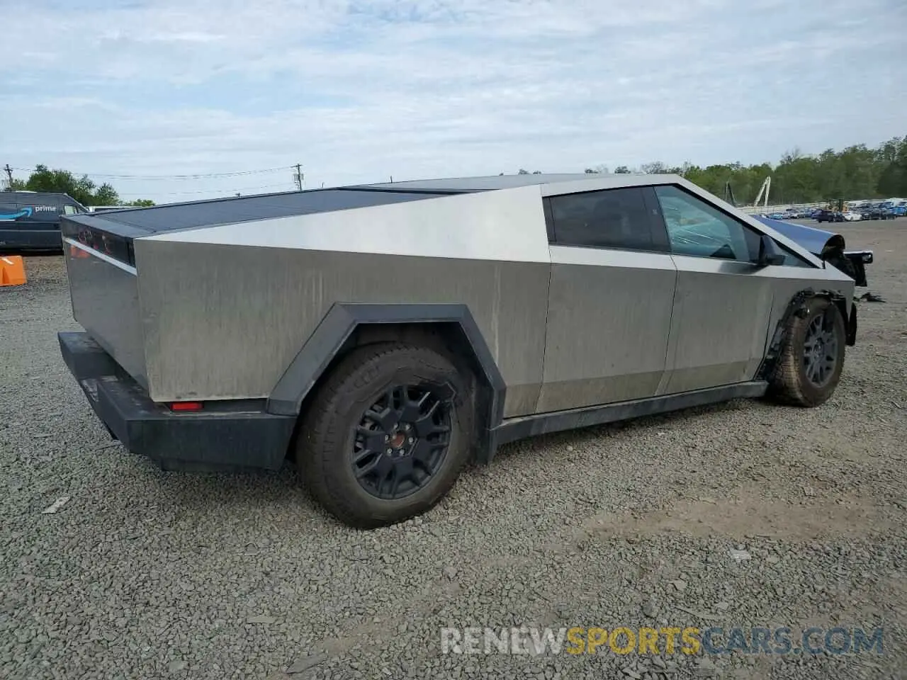 3 Photograph of a damaged car 7G2CEHED7RA020473 TESLA CYBERTRUCK 2024