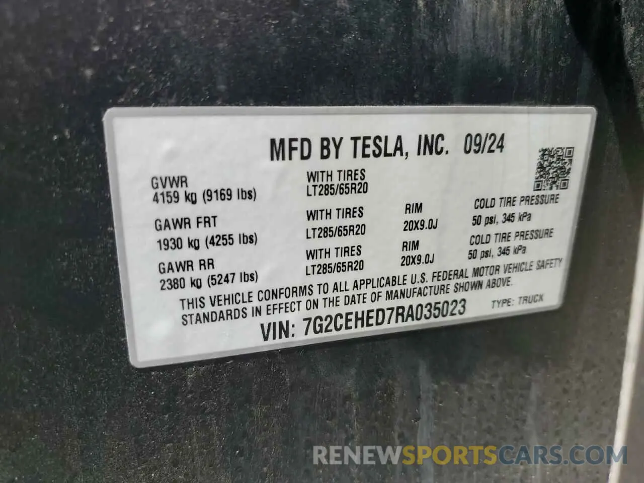 15 Photograph of a damaged car 7G2CEHED7RA035023 TESLA CYBERTRUCK 2024