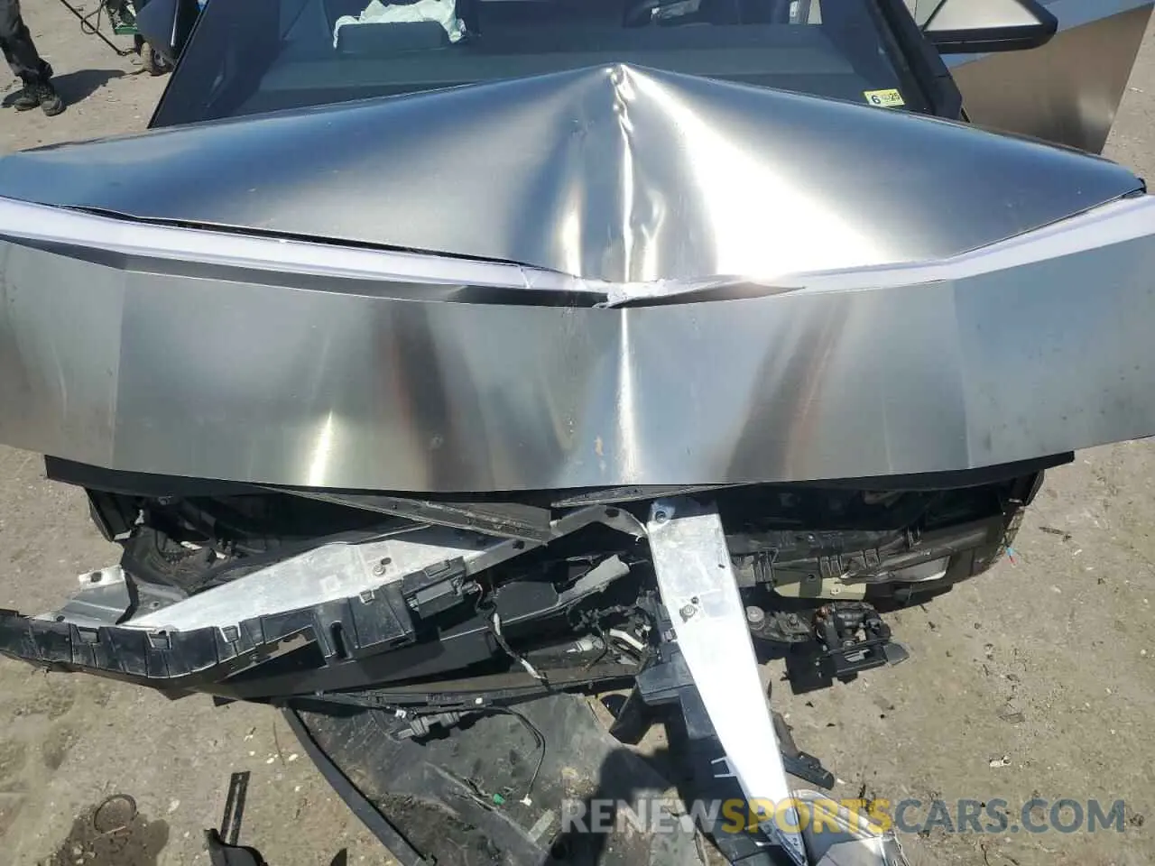 13 Photograph of a damaged car 7G2CEHED8RA012141 TESLA CYBERTRUCK 2024