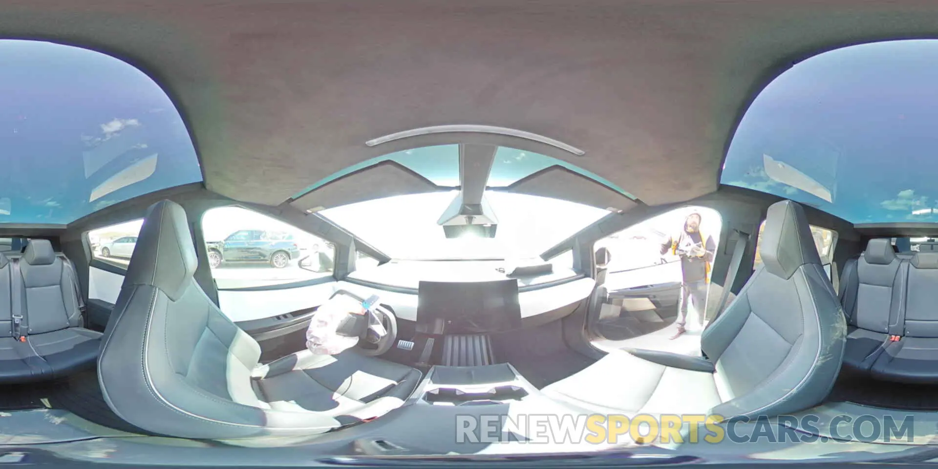 14 Photograph of a damaged car 7G2CEHED8RA012141 TESLA CYBERTRUCK 2024