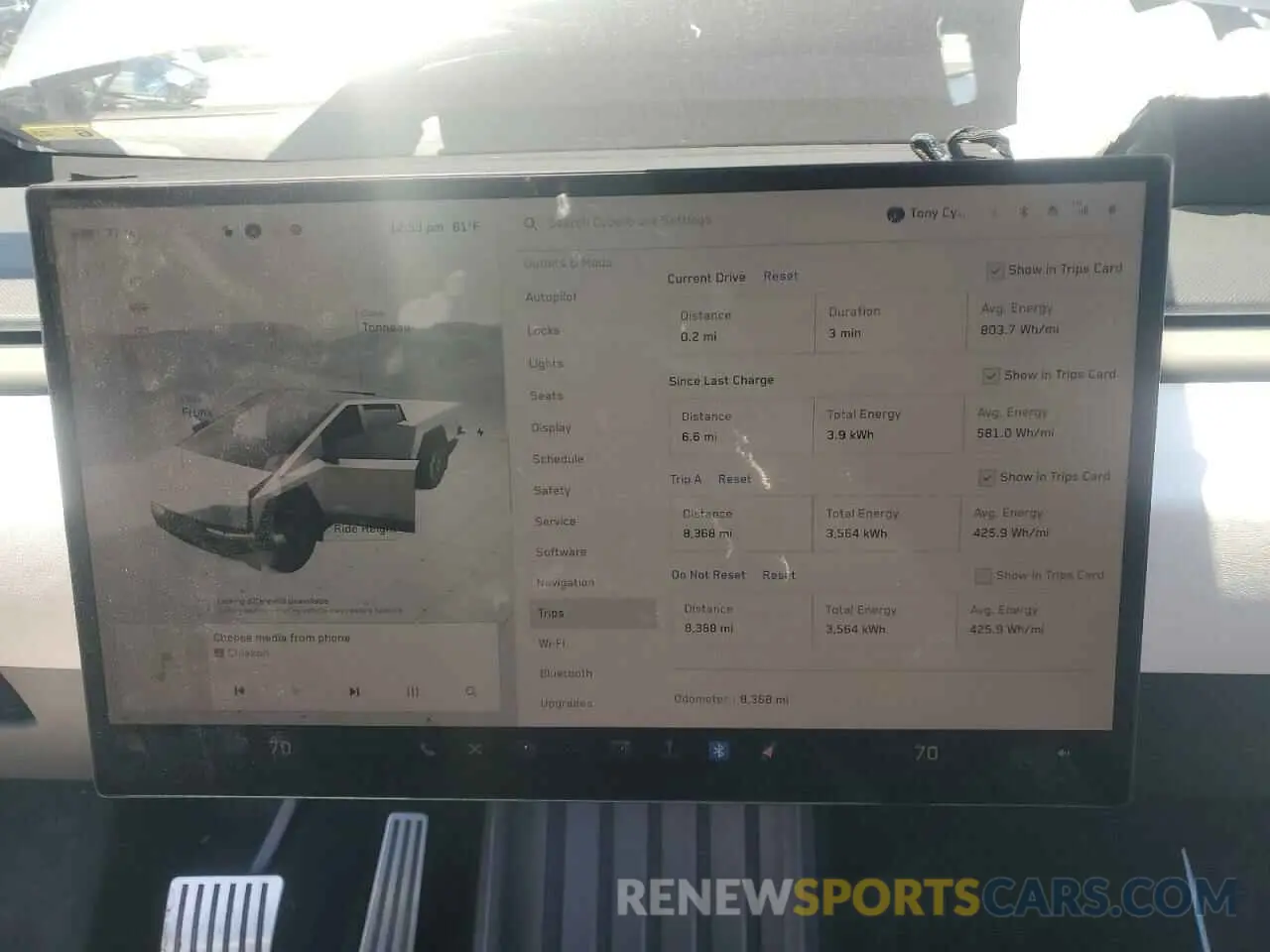 9 Photograph of a damaged car 7G2CEHED8RA012141 TESLA CYBERTRUCK 2024