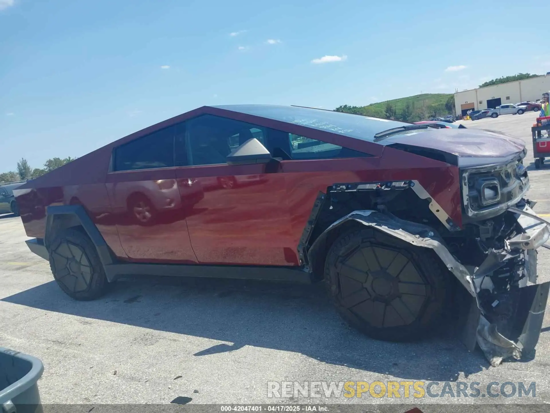 12 Photograph of a damaged car 7G2CEHED9RA013864 TESLA CYBERTRUCK 2024