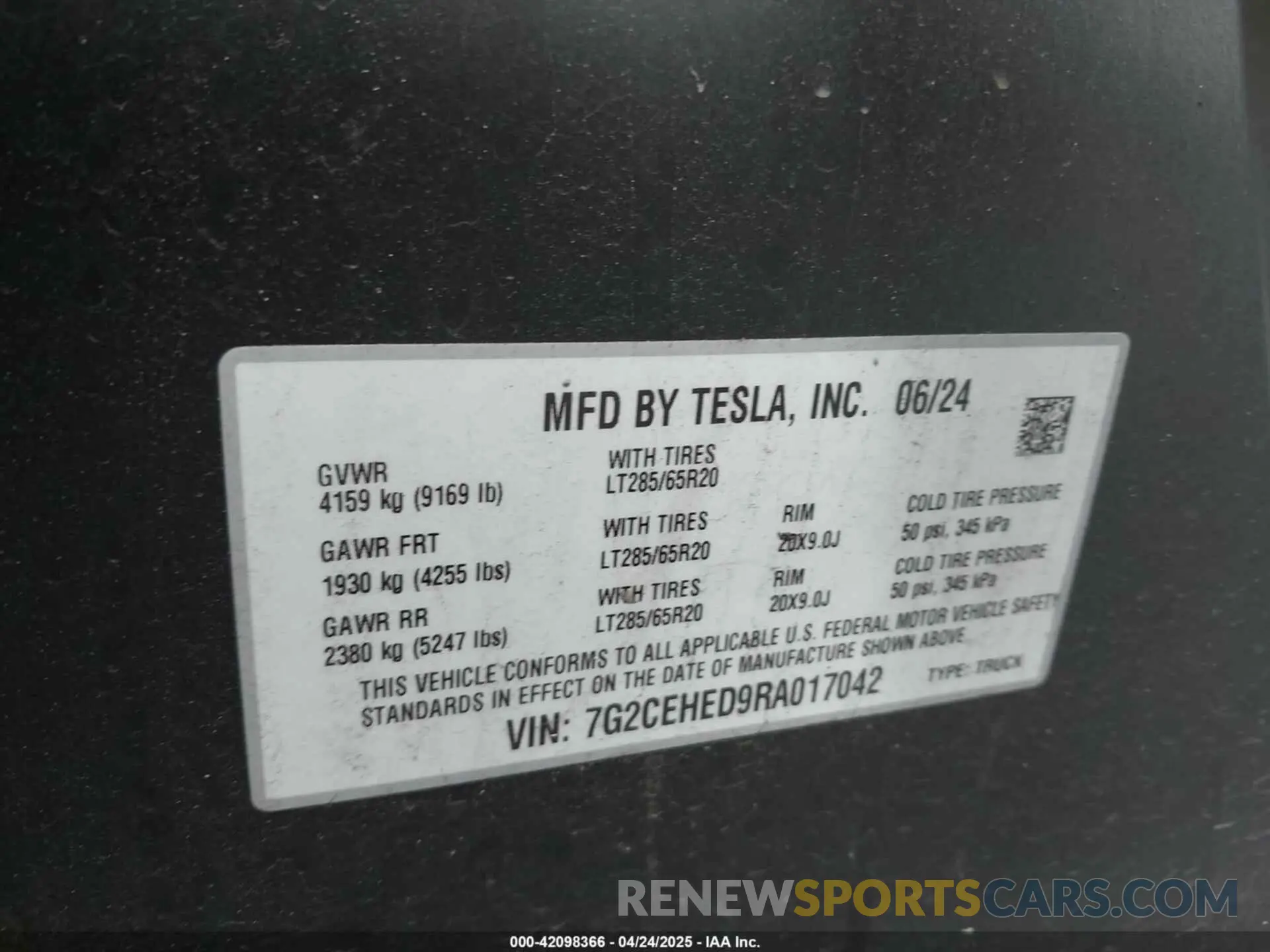 9 Photograph of a damaged car 7G2CEHED9RA017042 TESLA CYBERTRUCK 2024