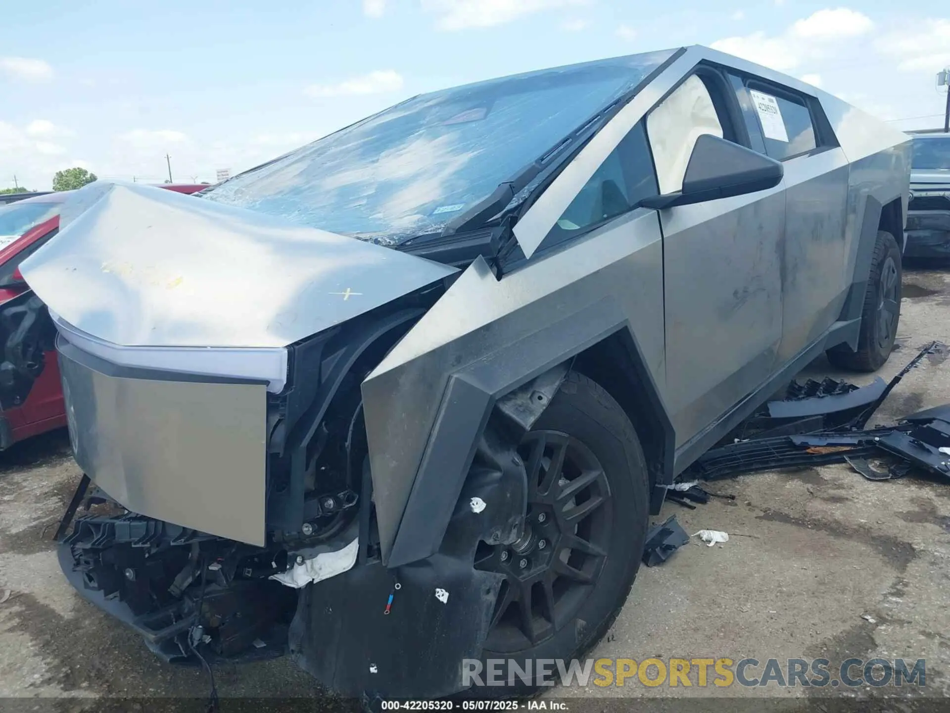 2 Photograph of a damaged car 7G2CEHED9RA056715 TESLA CYBERTRUCK 2024