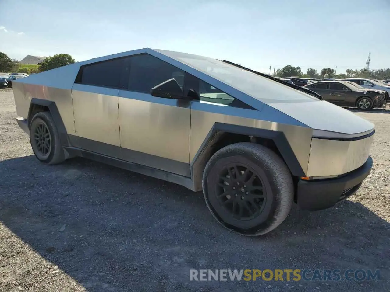 4 Photograph of a damaged car 7G2CEHEDXRA051815 TESLA CYBERTRUCK 2024