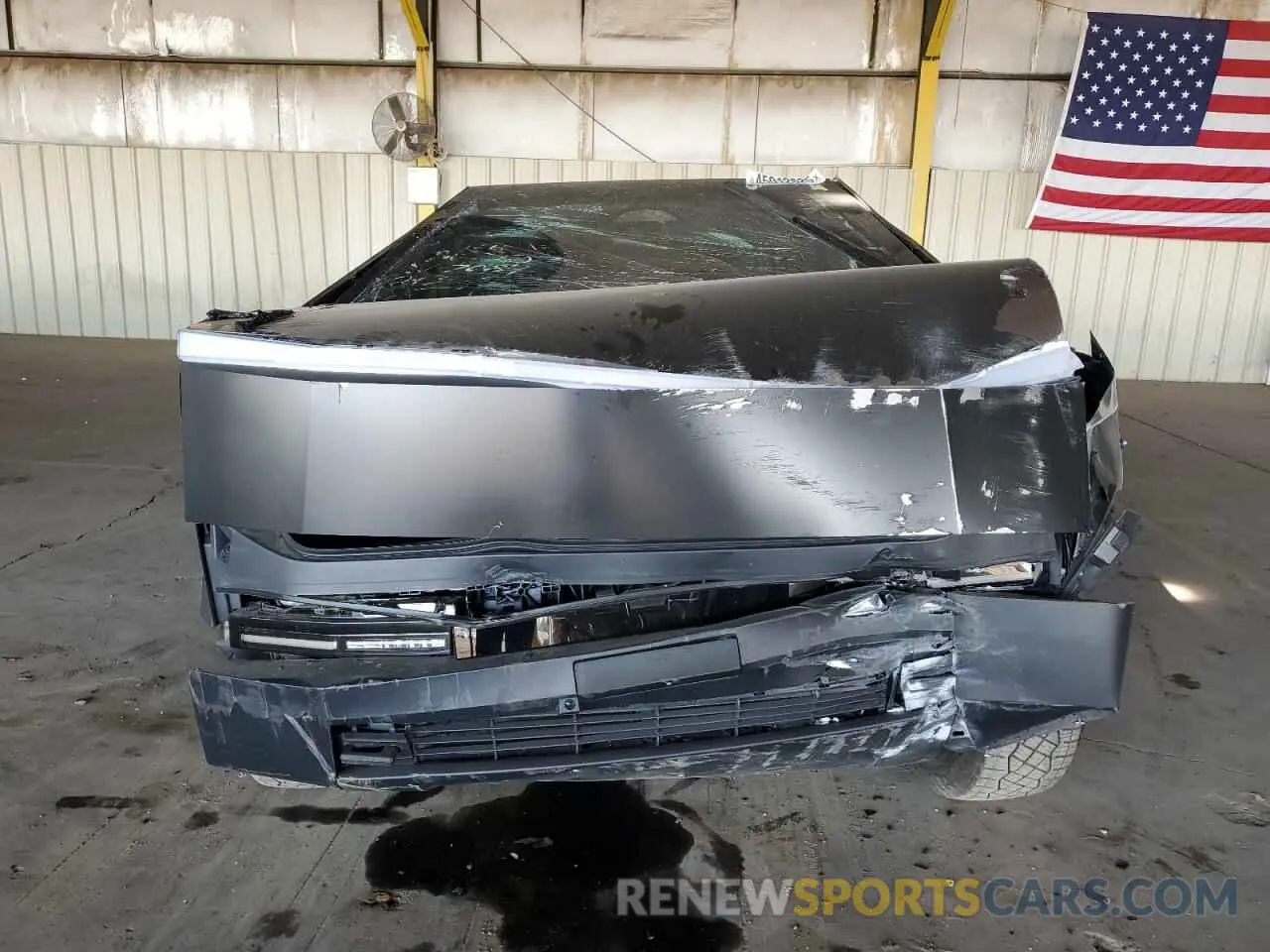 5 Photograph of a damaged car 7G2CEHEE2RA017084 TESLA CYBERTRUCK 2024