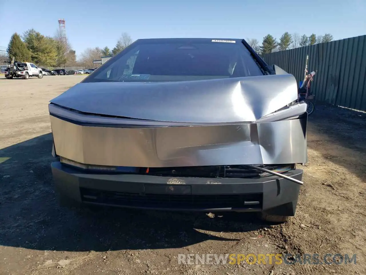 5 Photograph of a damaged car 7G2CEHEE3RA032211 TESLA CYBERTRUCK 2024