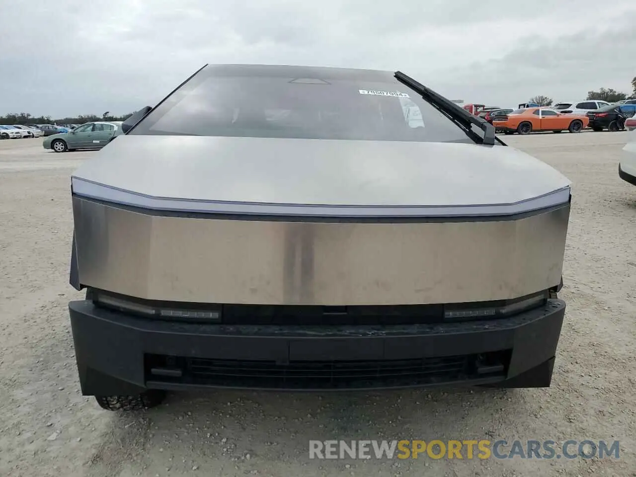 5 Photograph of a damaged car 7G2CEHEE4RA032024 TESLA CYBERTRUCK 2024