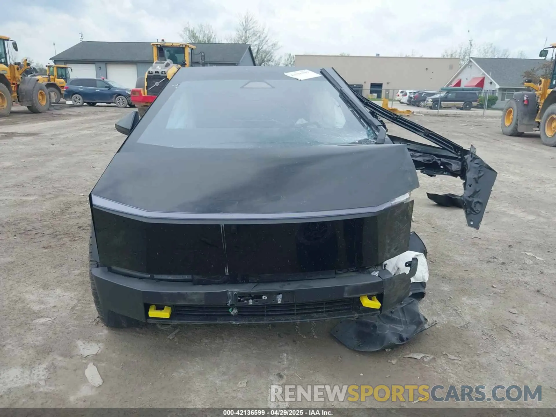 12 Photograph of a damaged car 7G2CEHEE5RA037782 TESLA CYBERTRUCK 2024