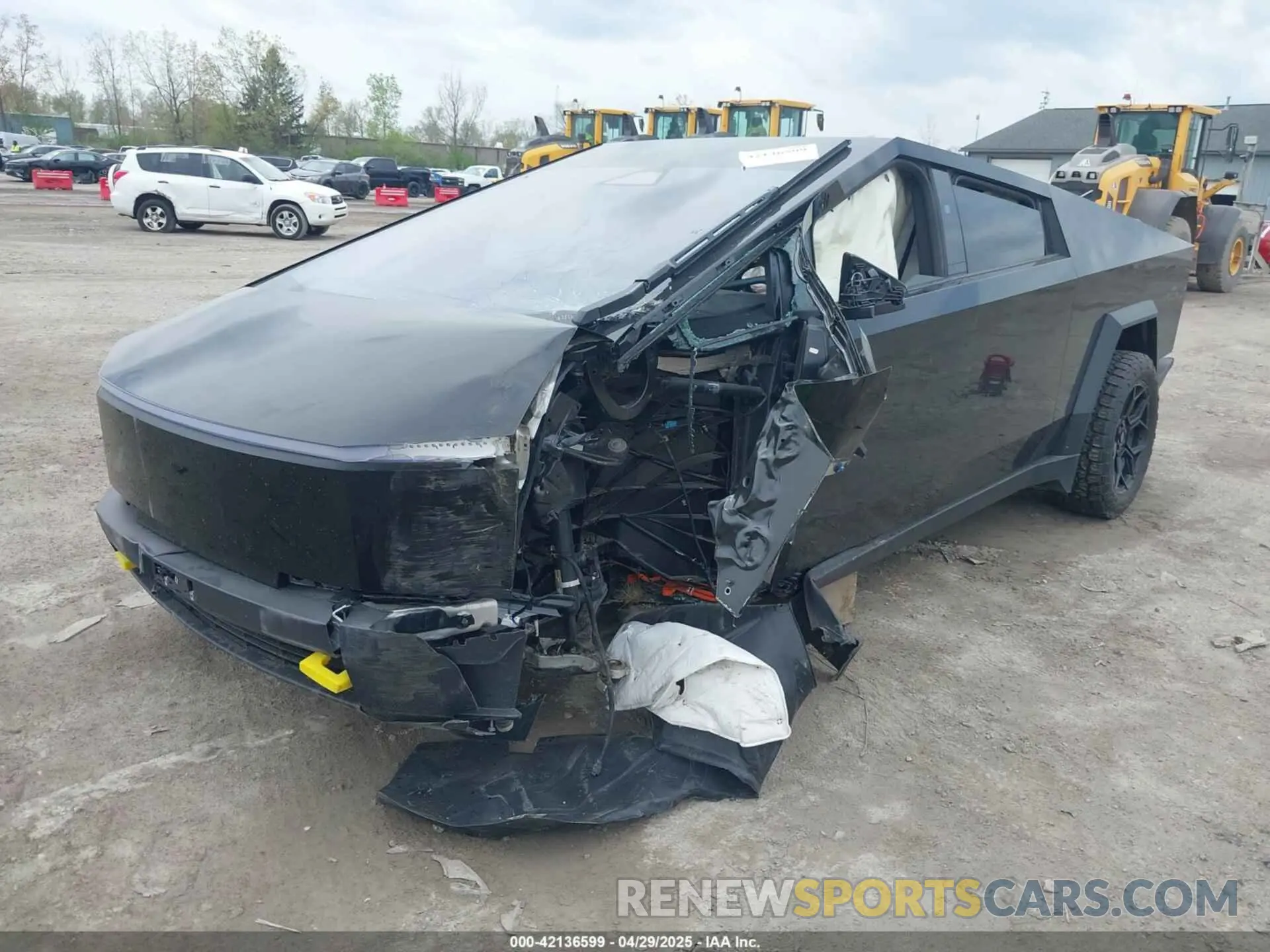 2 Photograph of a damaged car 7G2CEHEE5RA037782 TESLA CYBERTRUCK 2024