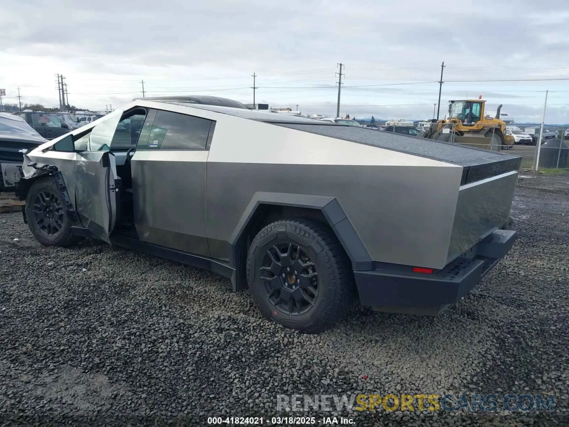 3 Photograph of a damaged car 7G2CEHEE7RA012835 TESLA CYBERTRUCK 2024