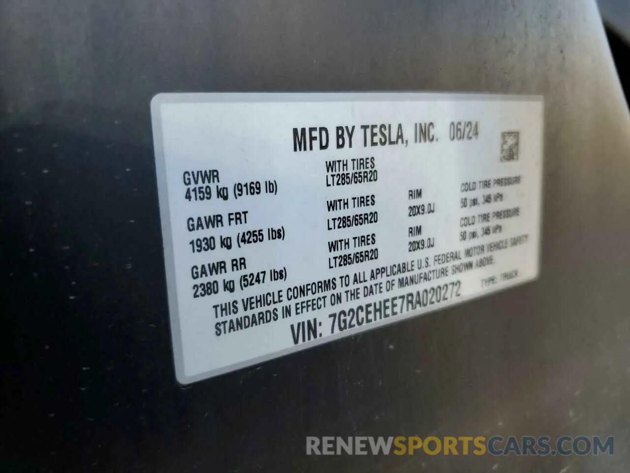 14 Photograph of a damaged car 7G2CEHEE7RA020272 TESLA CYBERTRUCK 2024