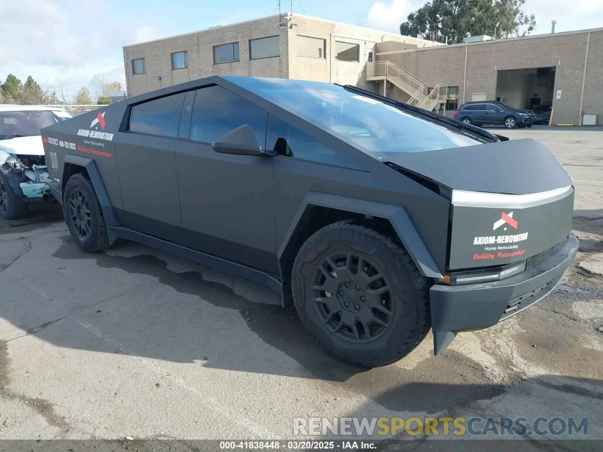 1 Photograph of a damaged car 7G2CEHEE9RA027756 TESLA CYBERTRUCK 2024