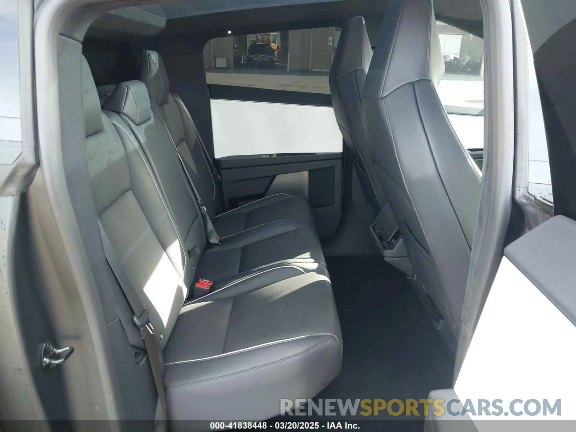 8 Photograph of a damaged car 7G2CEHEE9RA027756 TESLA CYBERTRUCK 2024