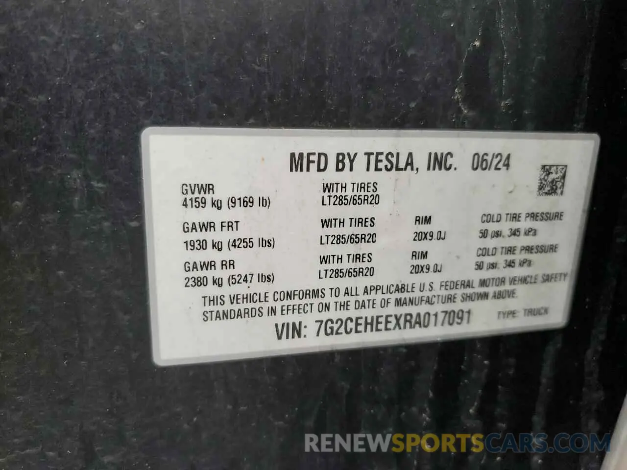 15 Photograph of a damaged car 7G2CEHEEXRA017091 TESLA CYBERTRUCK 2024