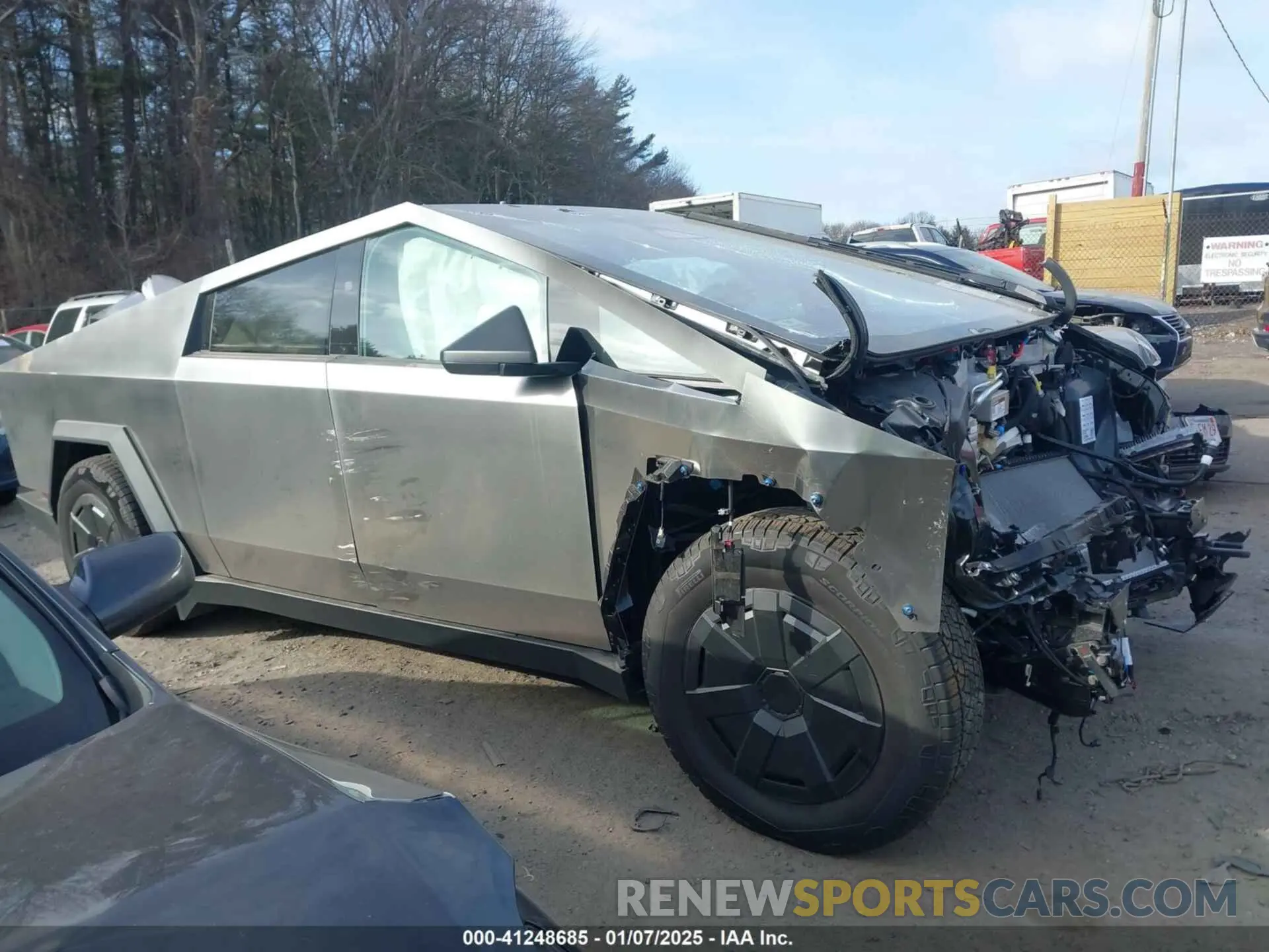 12 Photograph of a damaged car 7G2CEHEEXRA034683 TESLA CYBERTRUCK 2024