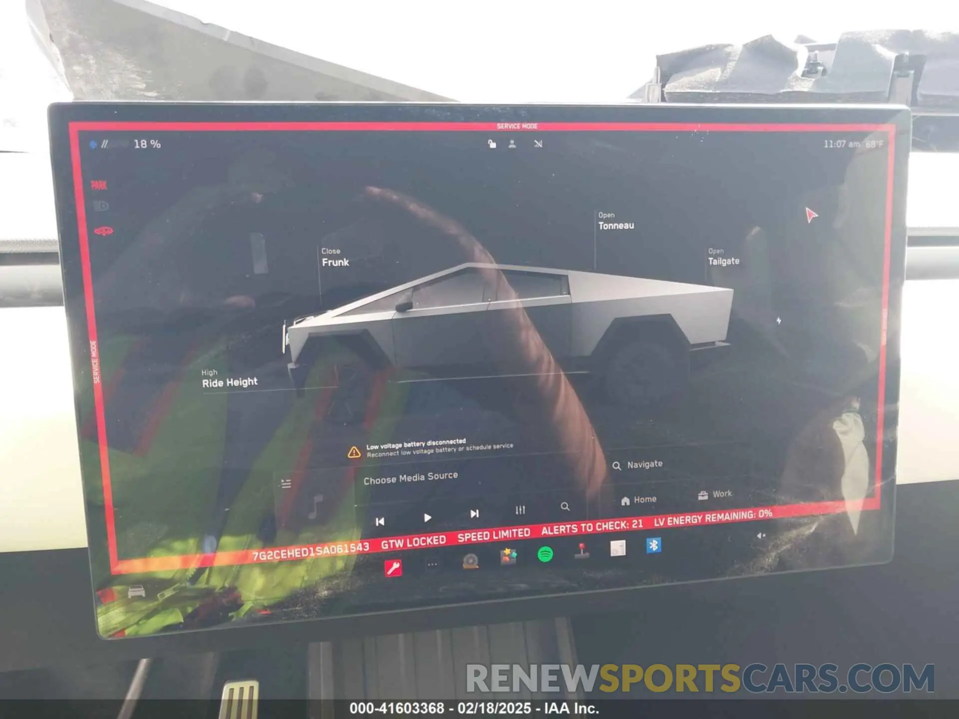 13 Photograph of a damaged car 7G2CEHED1SA061543 TESLA CYBERTRUCK 2025