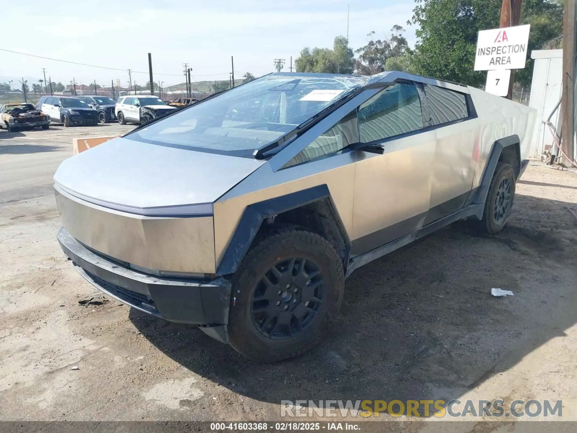 2 Photograph of a damaged car 7G2CEHED1SA061543 TESLA CYBERTRUCK 2025