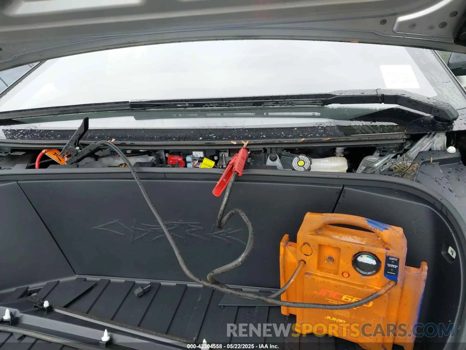 10 Photograph of a damaged car 7G2CEHED1SA061865 TESLA CYBERTRUCK 2025