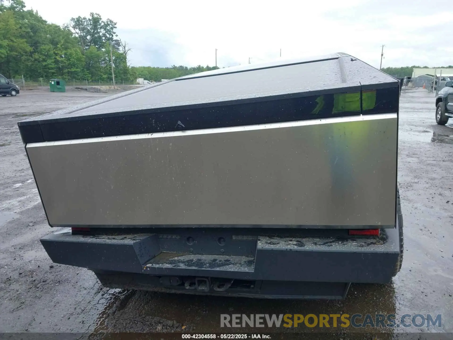15 Photograph of a damaged car 7G2CEHED1SA061865 TESLA CYBERTRUCK 2025