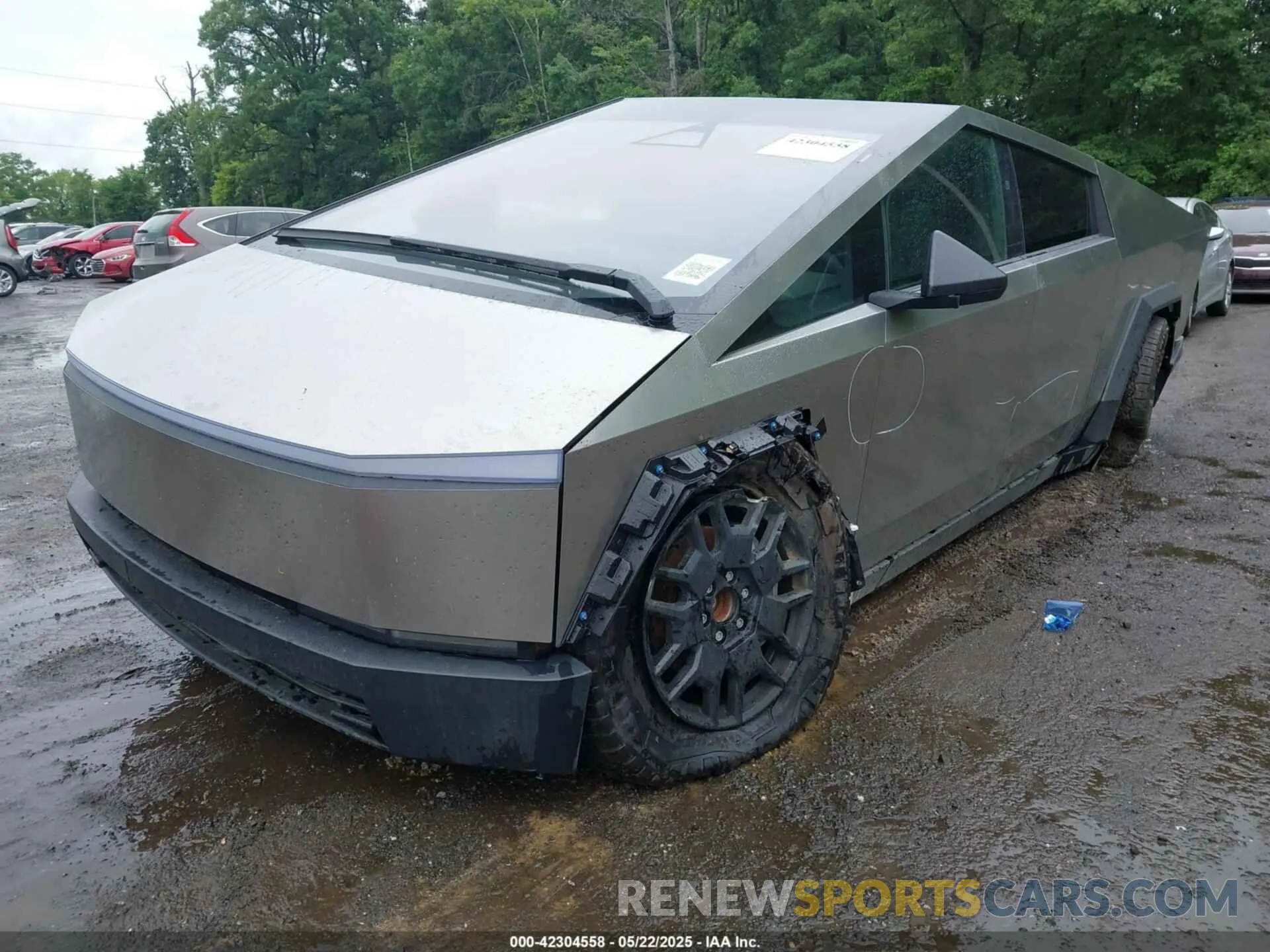2 Photograph of a damaged car 7G2CEHED1SA061865 TESLA CYBERTRUCK 2025