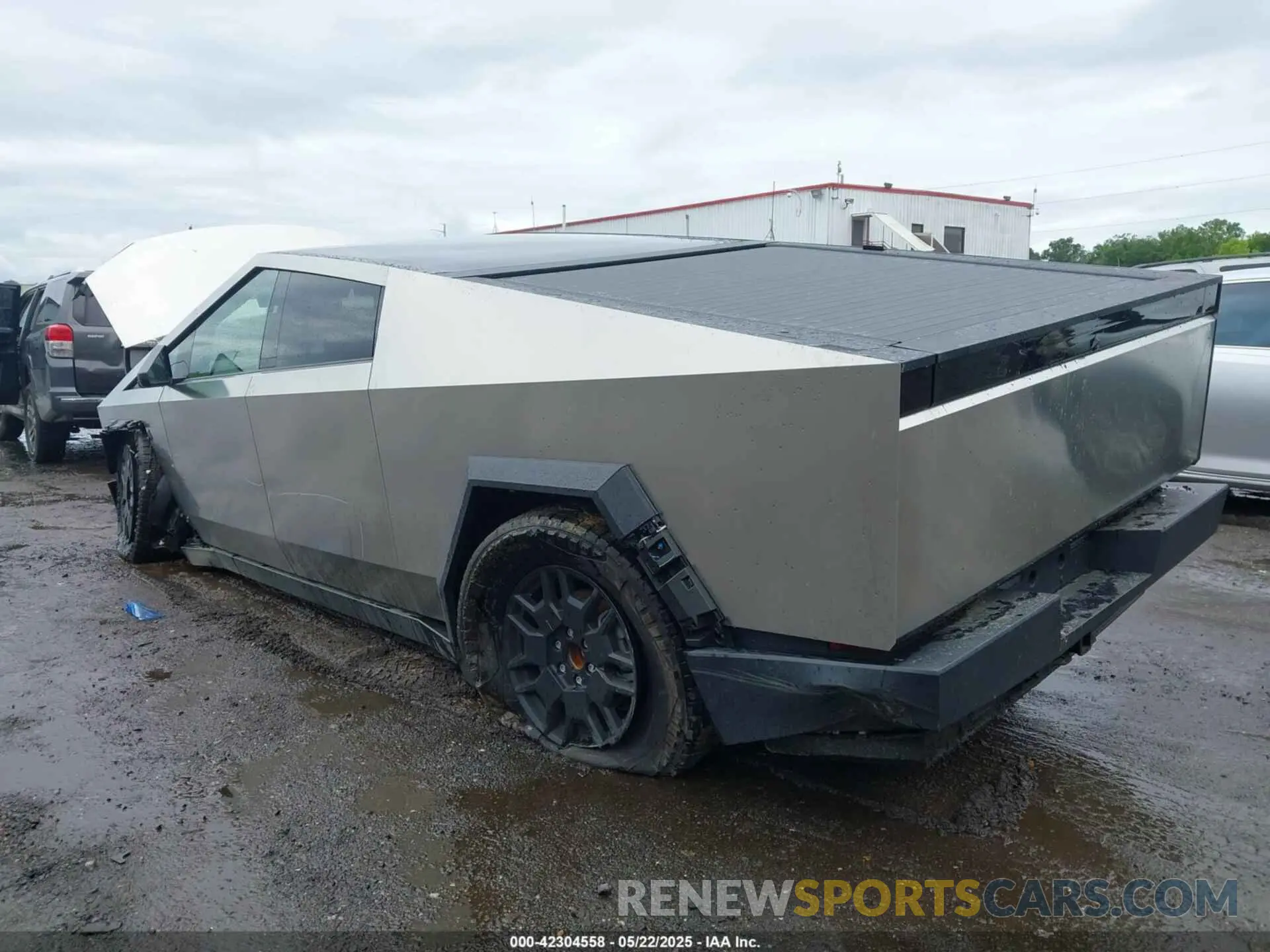 3 Photograph of a damaged car 7G2CEHED1SA061865 TESLA CYBERTRUCK 2025