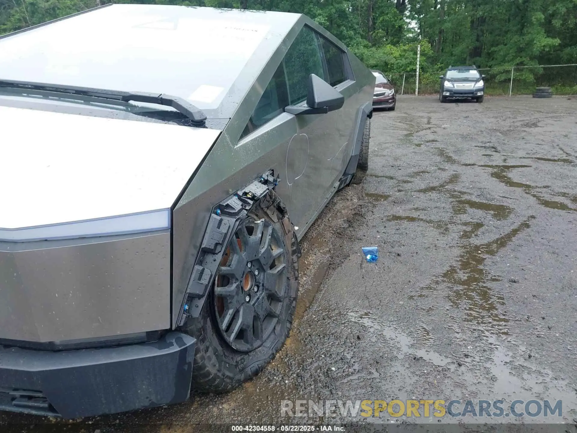 6 Photograph of a damaged car 7G2CEHED1SA061865 TESLA CYBERTRUCK 2025