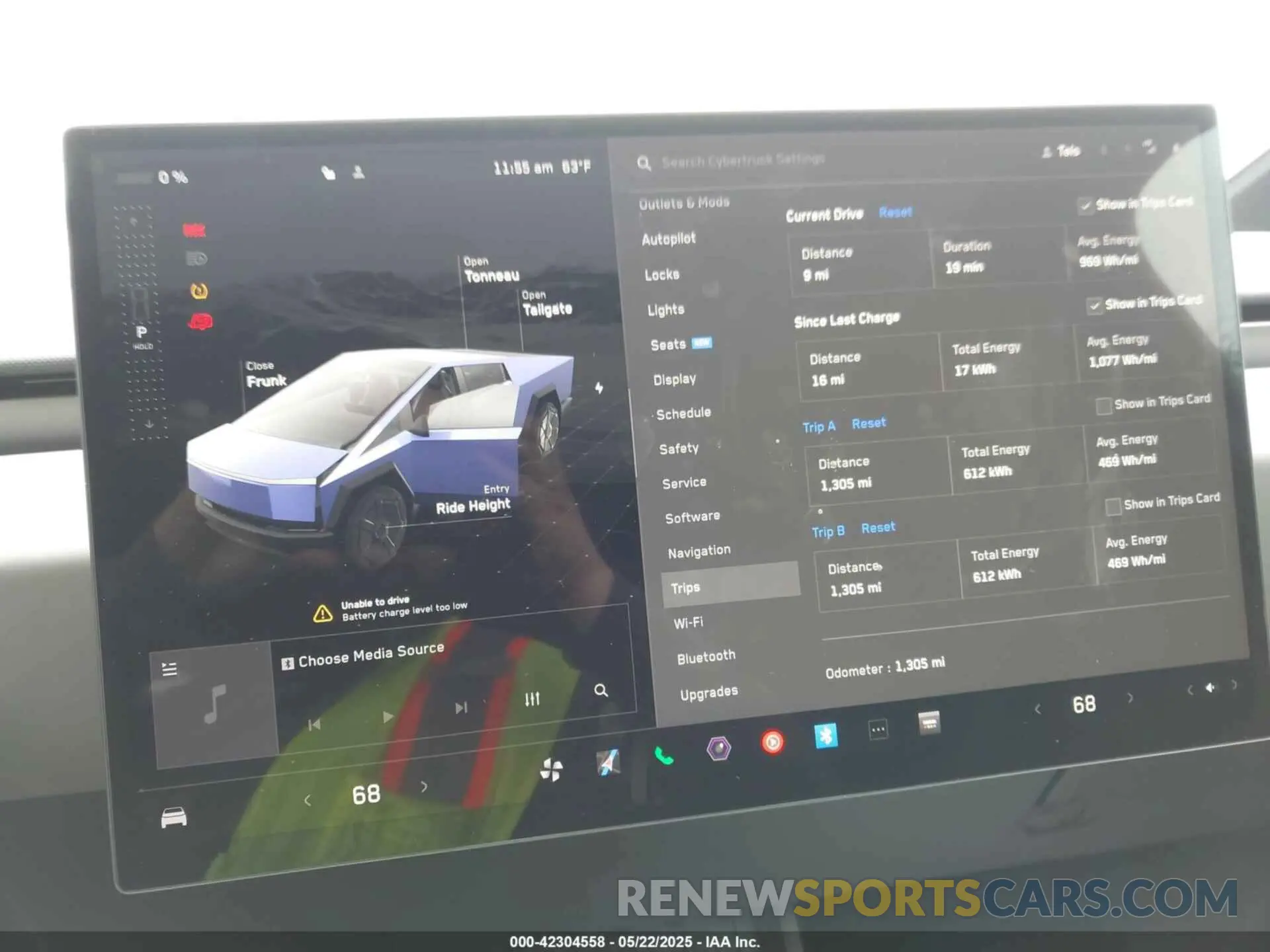 7 Photograph of a damaged car 7G2CEHED1SA061865 TESLA CYBERTRUCK 2025