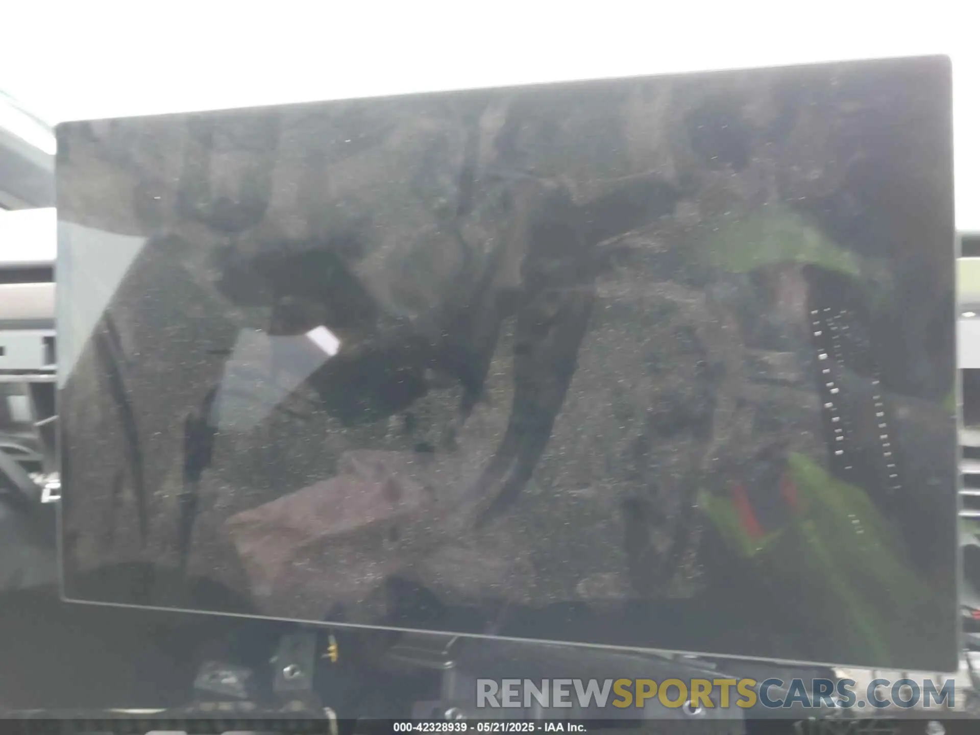 19 Photograph of a damaged car 7G2CEHED4SA069152 TESLA CYBERTRUCK 2025
