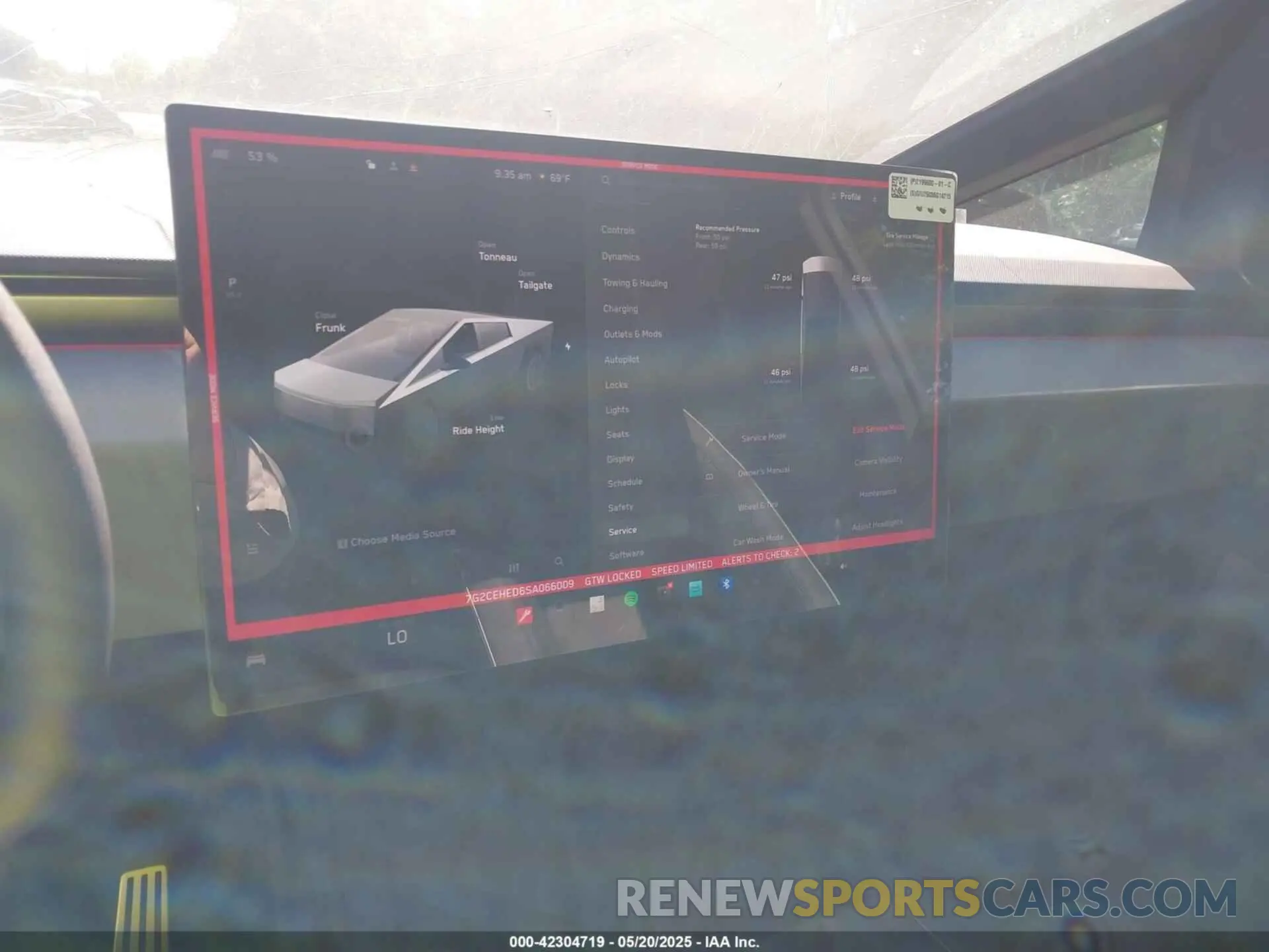 7 Photograph of a damaged car 7G2CEHED6SA066009 TESLA CYBERTRUCK 2025