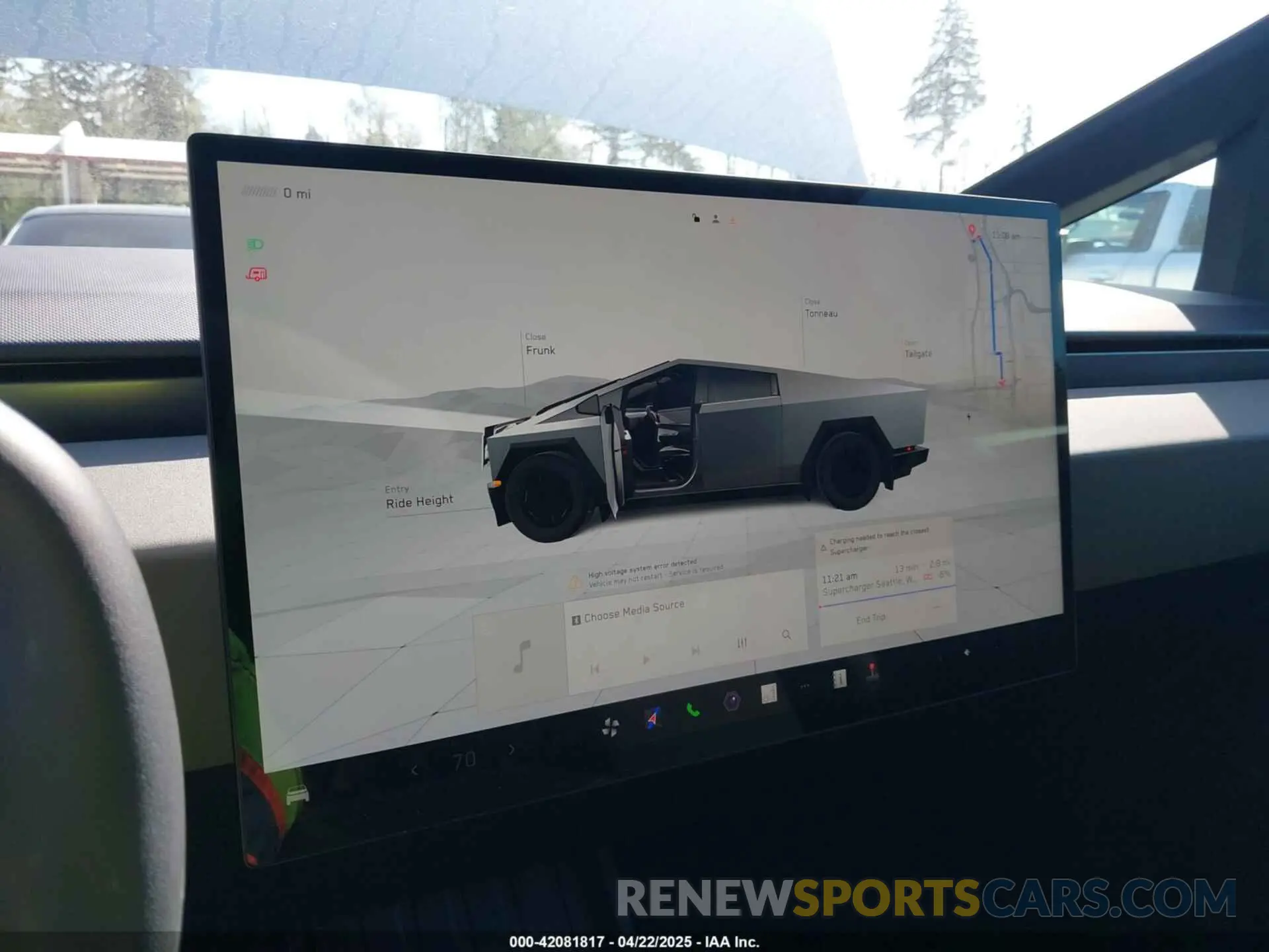 19 Photograph of a damaged car 7G2CEHED7SA065144 TESLA CYBERTRUCK 2025